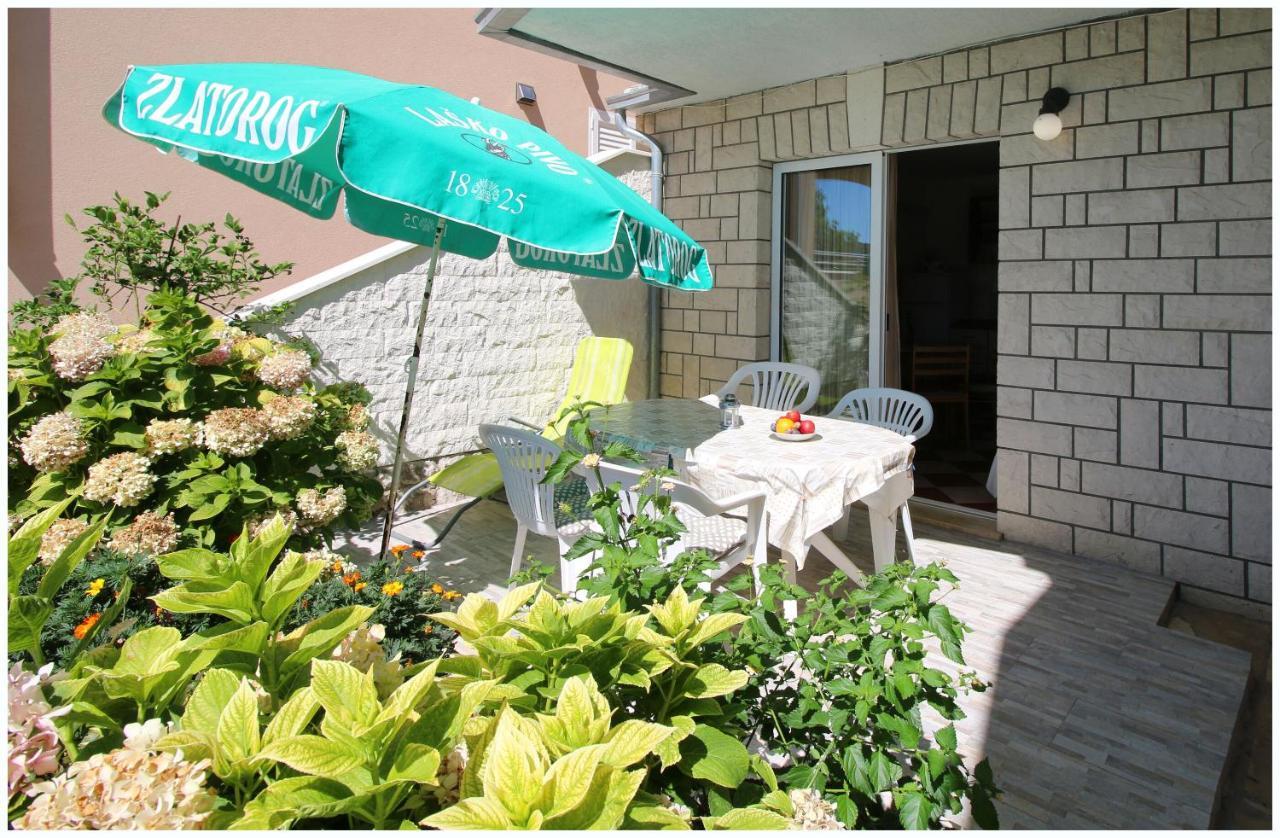 פרימוסטן Apartments Elvis מראה חיצוני תמונה